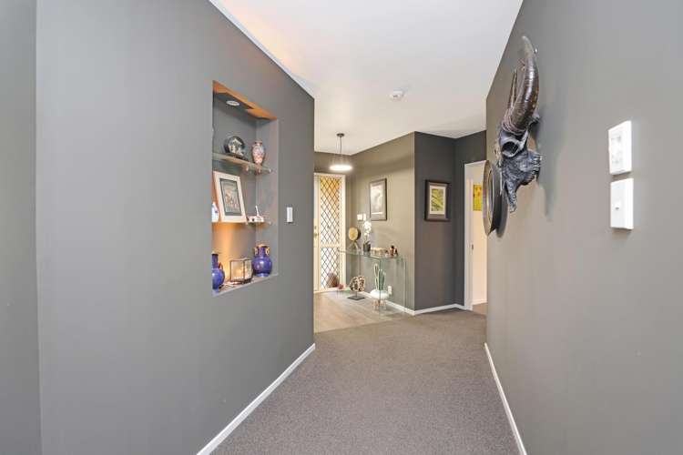 55 Pages Road Allenton_11