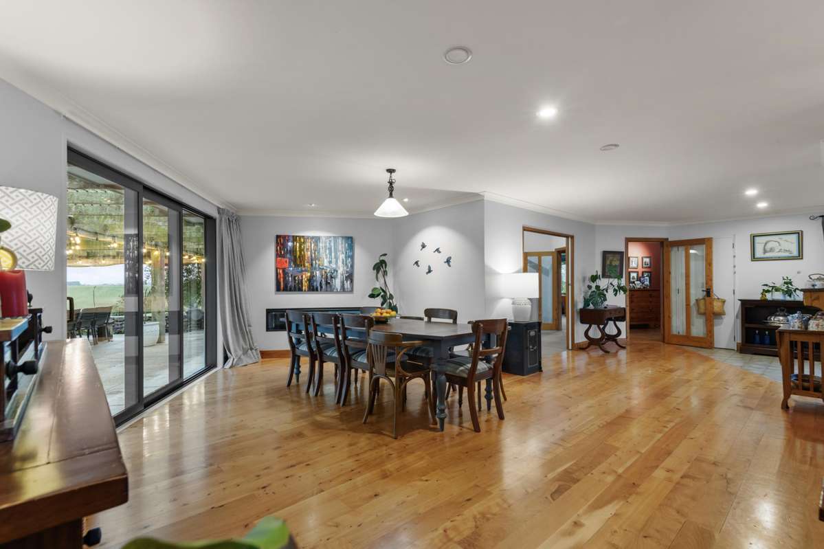 375 Lethbridge Road_2