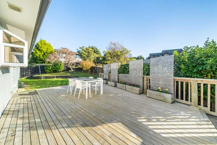 18 Yarrow Place Papakowhai_24