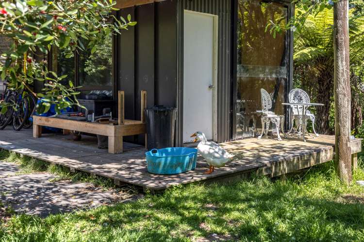 19 Te Makiri Road Onetangi_23