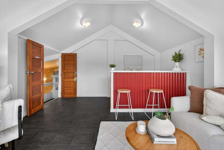 Boat Shed/19 Hikoikoi Reserve, Marine Parade Petone_13