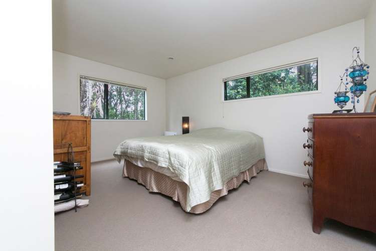 11 Opou Road Titirangi_13