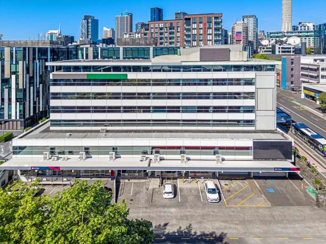 151 Victoria Street West City Centre_2