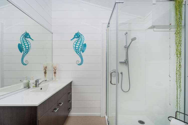 39 Grange Road Hahei_13