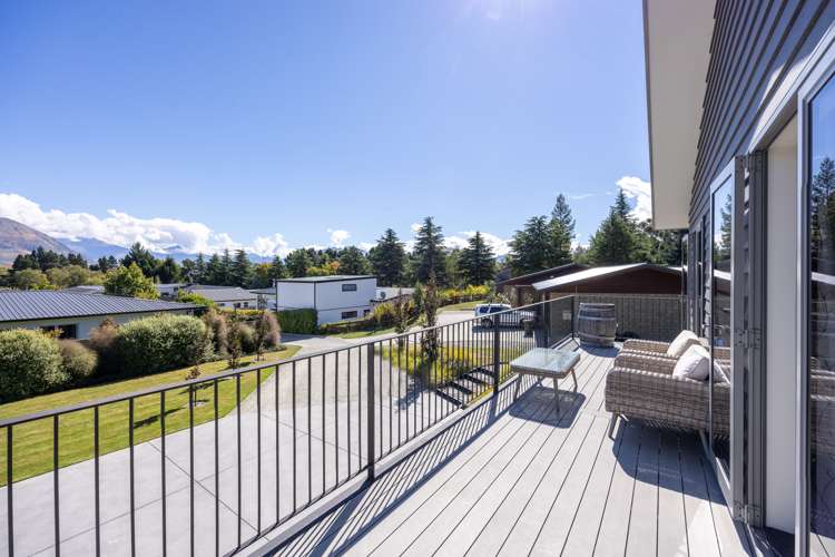 16 Bevan Place Wanaka_2