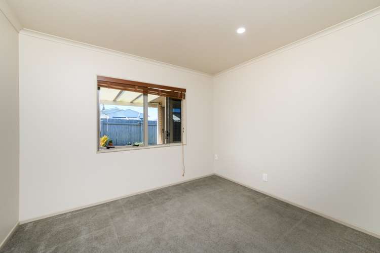 6 Elly Court Feilding_16