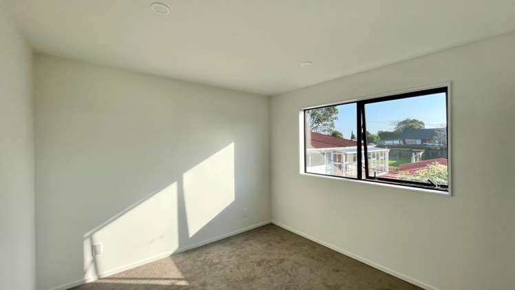 203/318 Wairau Road Glenfield_7