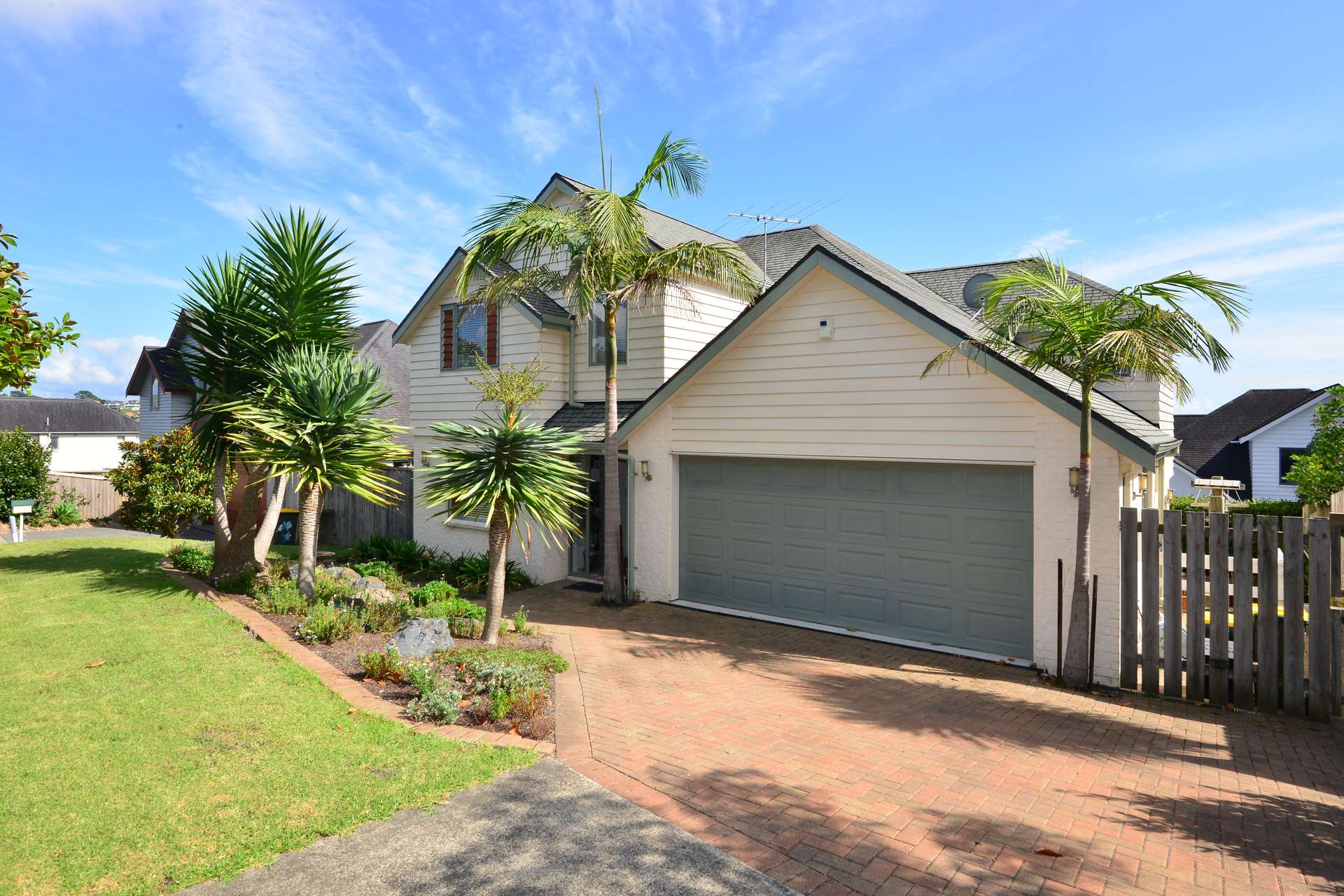 202 Alec Craig Way Gulf Harbour_0