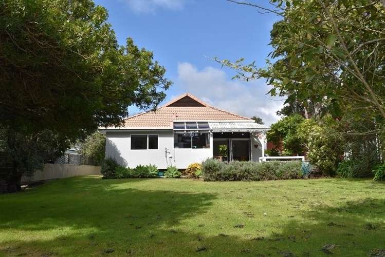 118 Beverley Terrace Whangamata_19