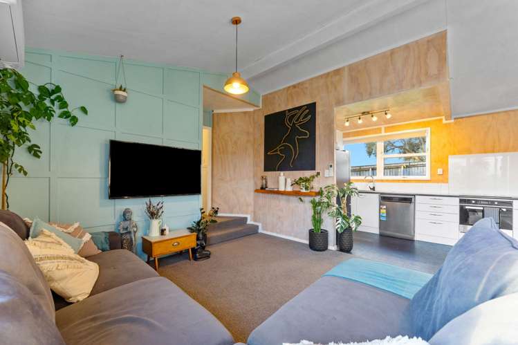 16 Campbell Street Waiuku_6