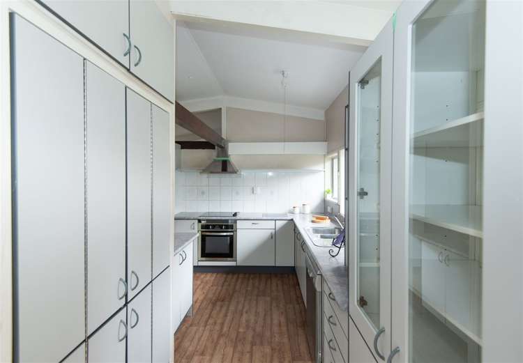 2 Park Hill Road Birkenhead_5