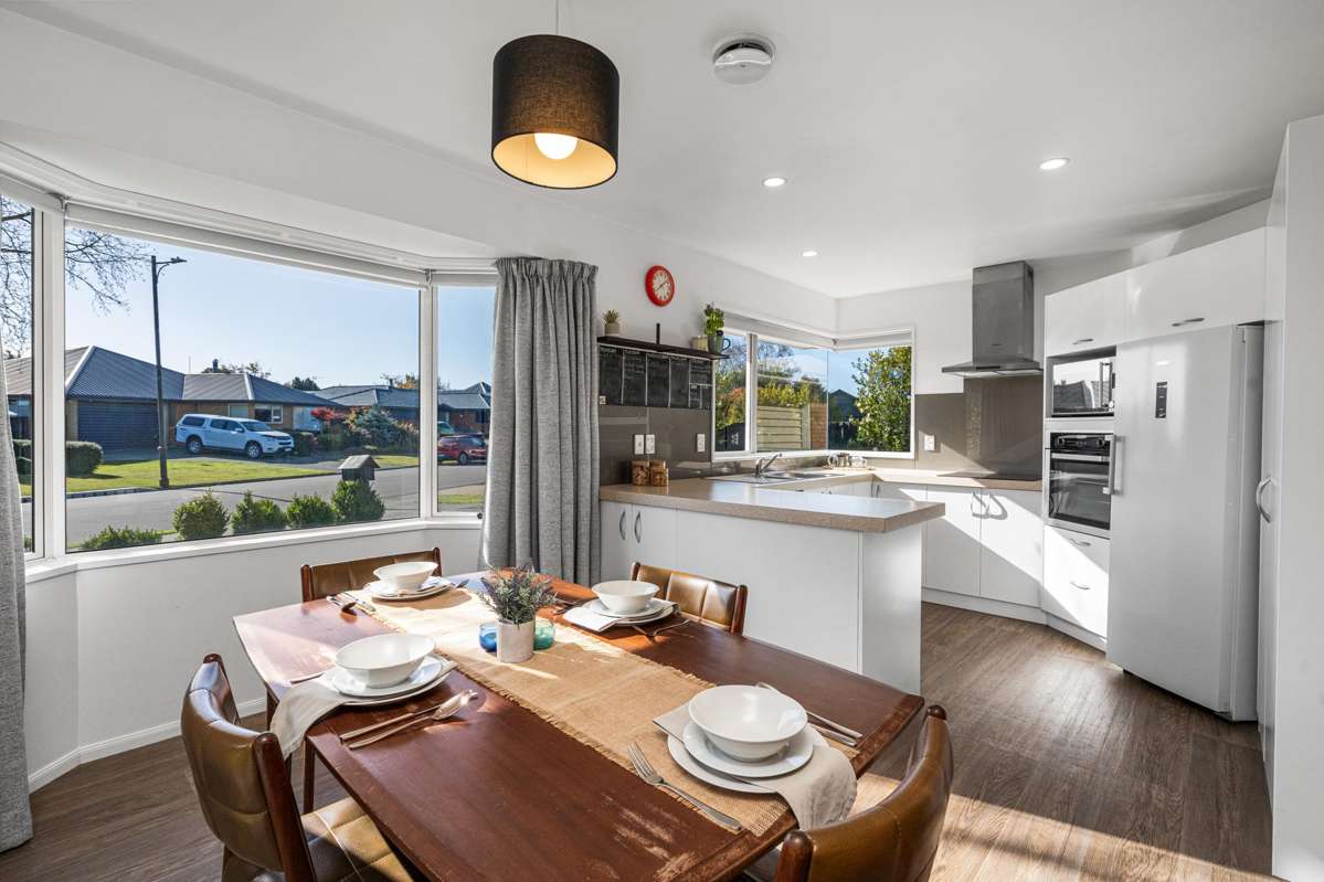 35 Durrell Way_3