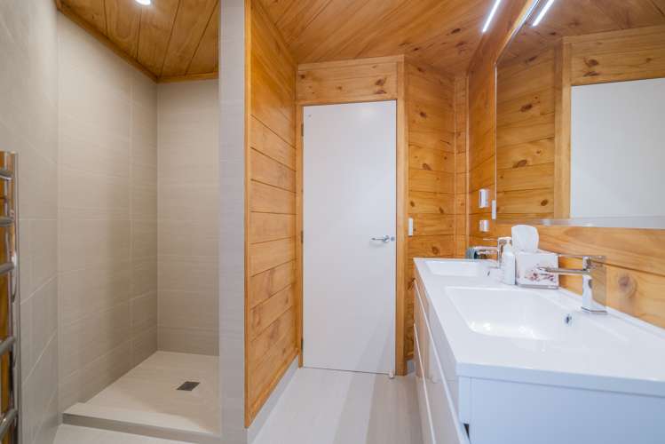 28 The Dividend Pauanui_17