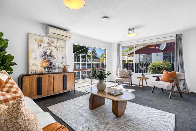 2/3 Quinton Place Bishopdale_4