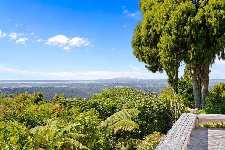 858 West Coast Road Waiatarua_9