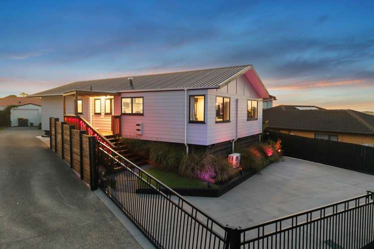 225 Finlayson Avenue Clendon Park_17