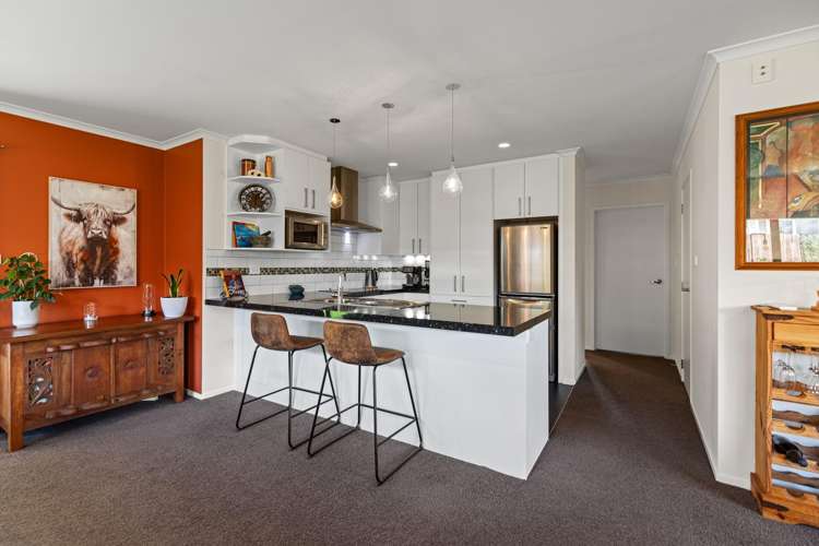 22 Bertrowe Drive Ohauiti_4