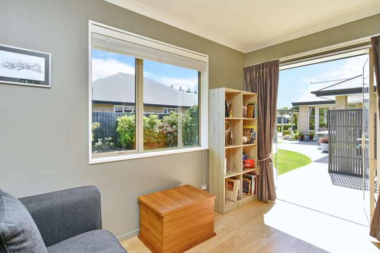 5 Orewa Close Parklands_17