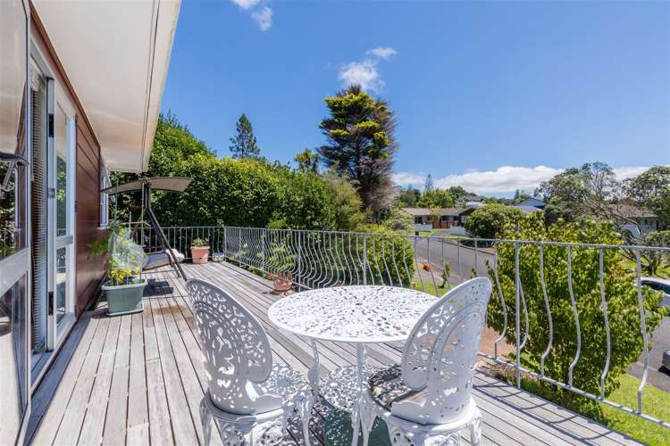 14 Lemnos Place Titirangi_5