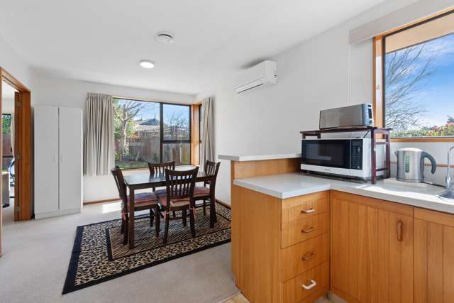 2/12 Algie Place Avonhead_3