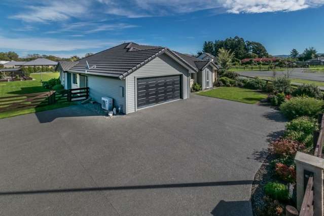 3 Elm Grove Amberley_2