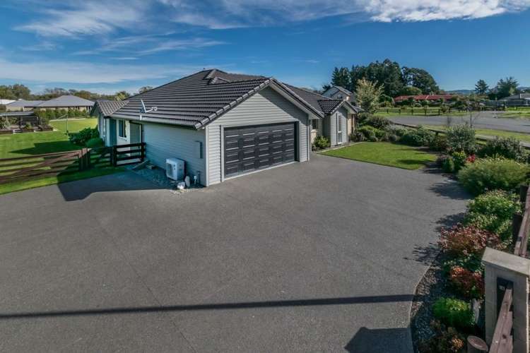 3 Elm Grove Amberley_2