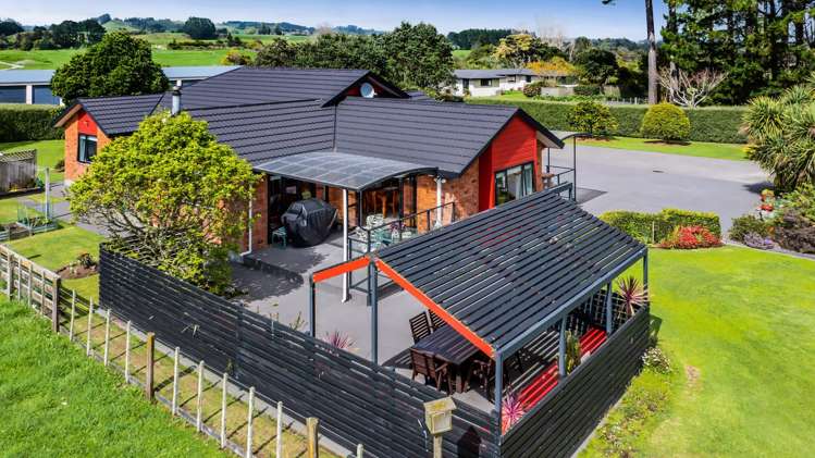 12 Beach Road Urenui_21