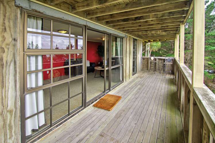 16 Sandy Bay Drive Mataikona_13