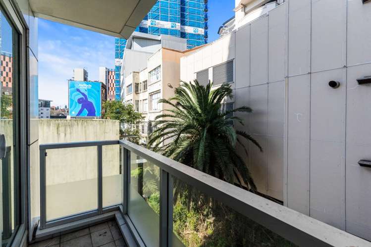 406/85 Beach Road Auckland Central_3