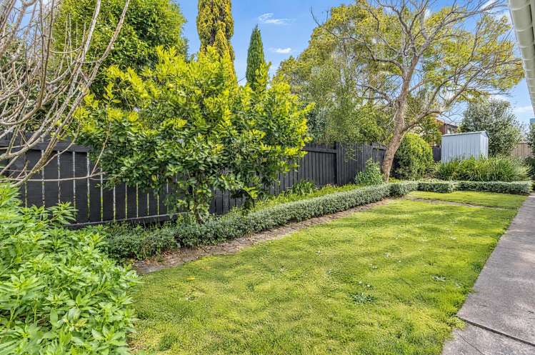 12 Rene Place Sunnyhills_20