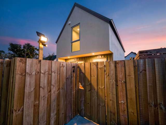 7/14 Clive Street Phillipstown_1