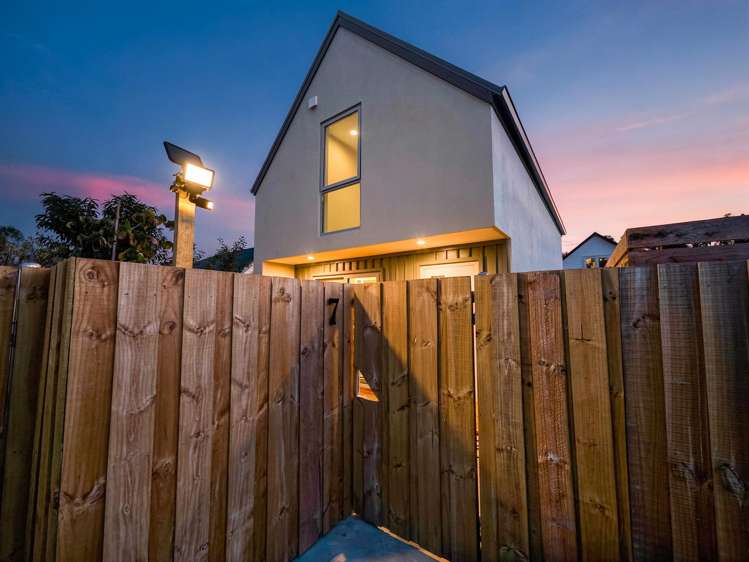 7/14 Clive Street Phillipstown_1