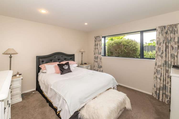 2 Paget Drive Woodend_6