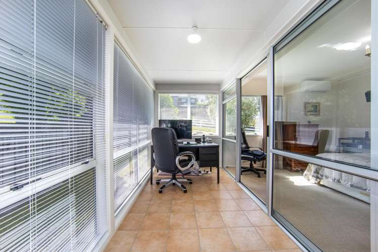 81 Lynbrooke Avenue Blockhouse Bay_13