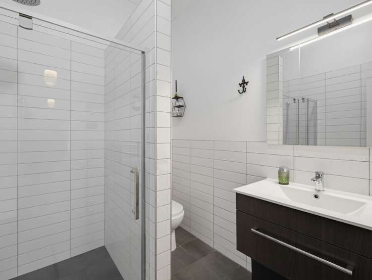 20 McVay Street Napier South_16