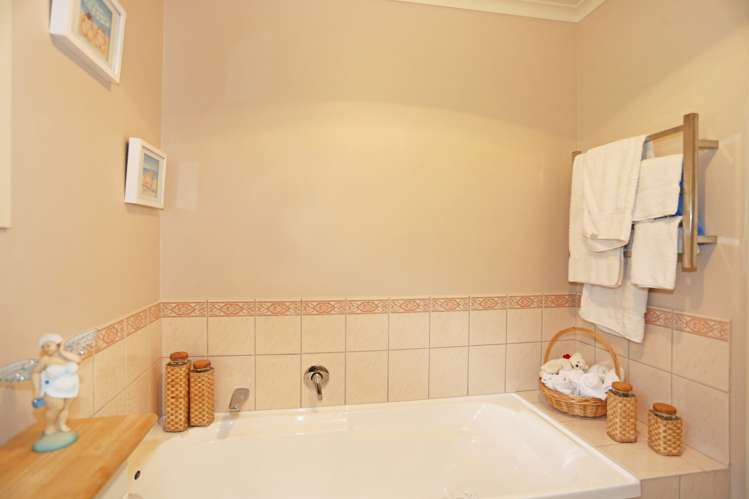 118 Dunrobin Lane Ararimu_16