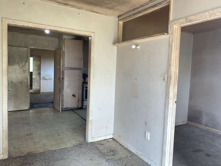 16 Parrs Cross Road Henderson_9