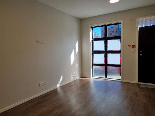 G02/4 Village Quarter Lane 1067_2