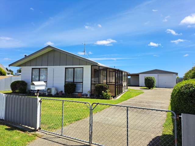 104 Ryder Crescent Levin_1