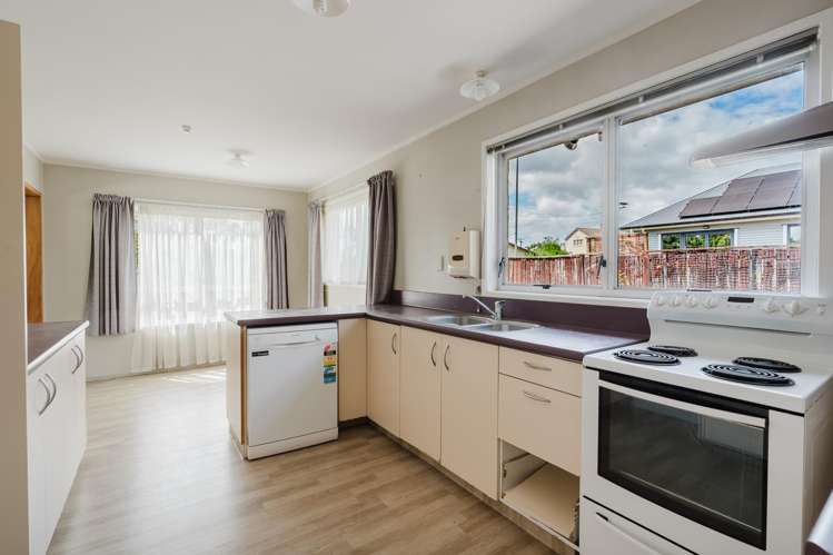 27 Balloch Street Fairfield_9