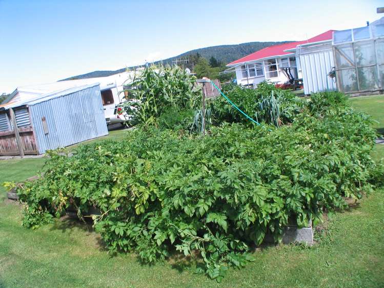 16 Freestone Place Manapouri_19