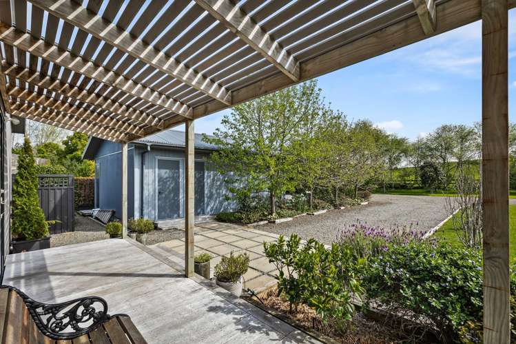 2 Valley Road Waitoki_36