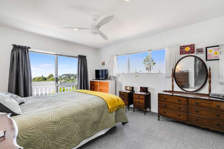 3 Jean Place Stanmore Bay_12