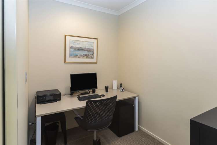 30 Applefield Court Northwood_19