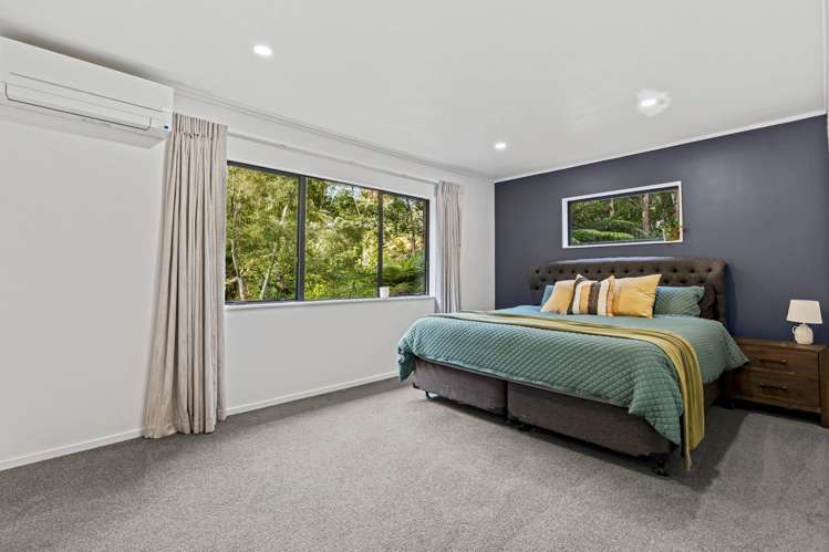 420 Scenic Drive Waiatarua_13