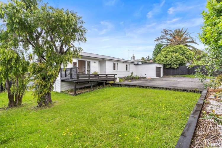 35 Fairclough Road Beach Haven_13