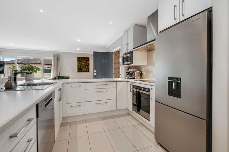 37c Doment Crescent Orewa_7