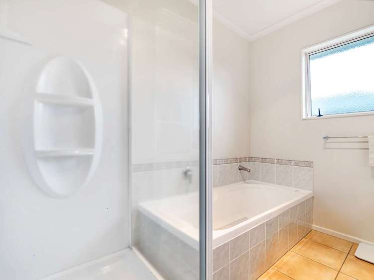 26 Duggan Drive Owhata_18