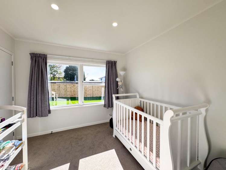104 Chivalry Road 10878_8
