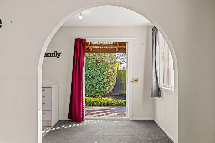 1/126 Springs Road Hornby_14